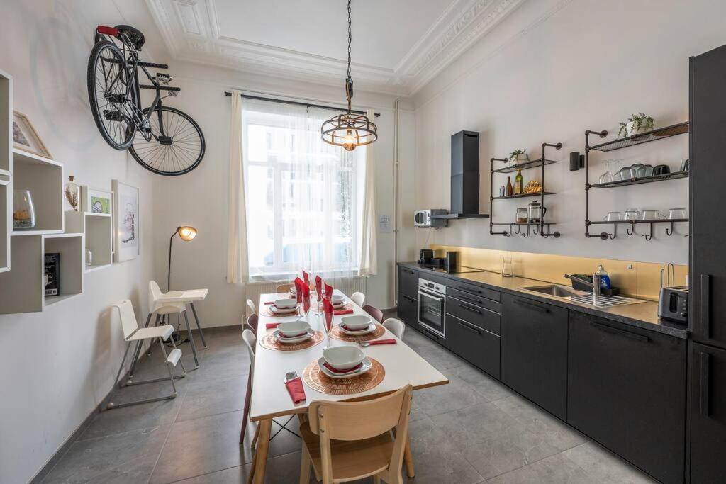 Superb 3 Bedroom & 3 Bathroom Duplex In Centre Apartamento *
